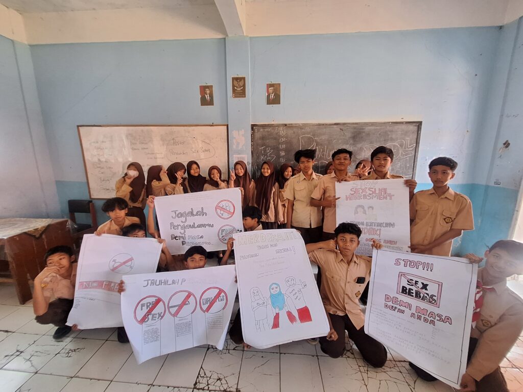 Pembuatan Poster P5